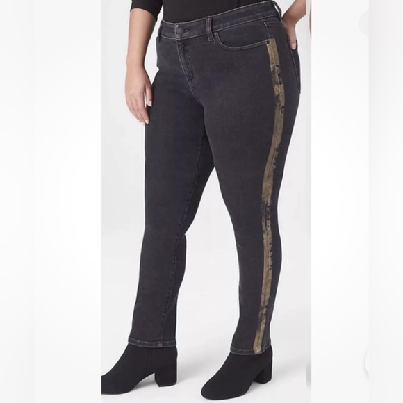 Lane Bryant Signature Fit Mid Rise Straight Dark Brown Jeans Plus Size 24 - Picture 2 of 11